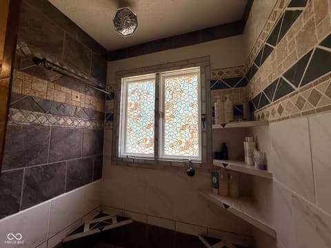 Bathroom at 2500 S Edgewood Cove, Martinsville, IN