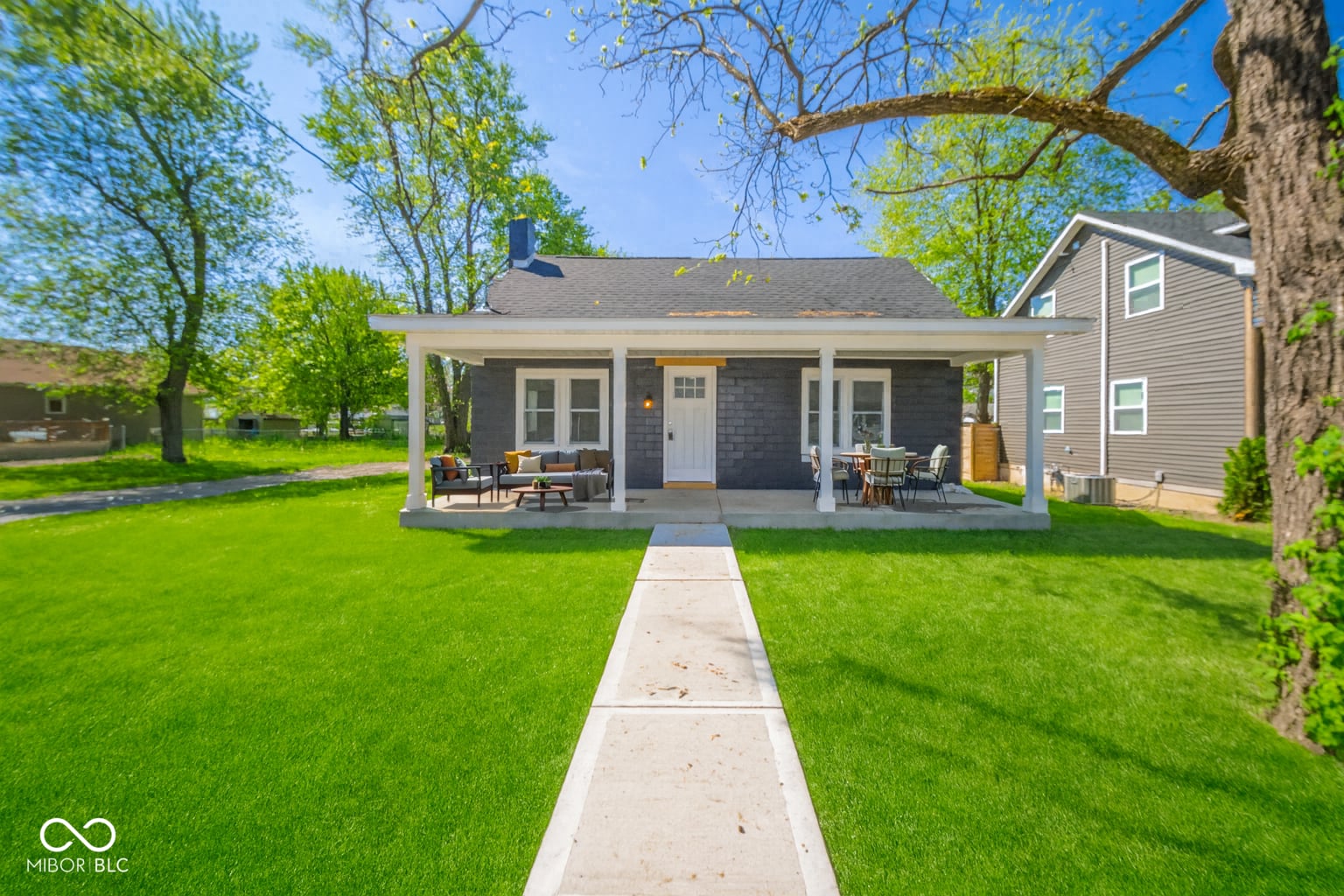 Photo of 227 W 7th Street, Lapel, IN