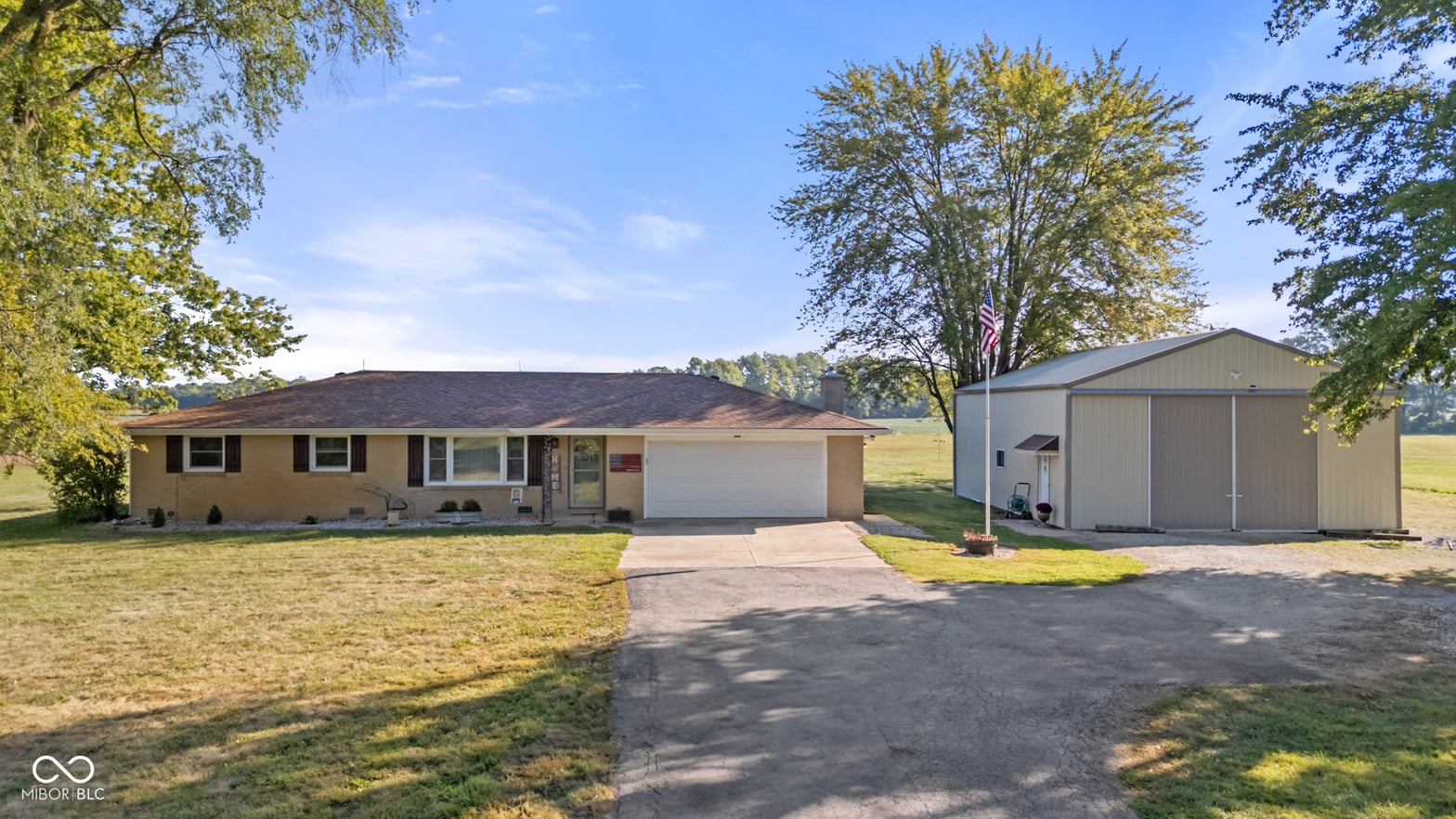 Front exterior at 9117 N Nashville Road, Wilkinson, IN
