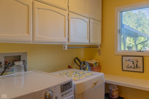 Laundry room at 5427 State Road 46 East E, Nashville, IN