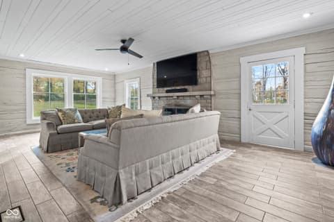 Photo of 5255 S US 421, Zionsville, IN