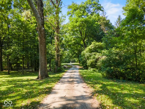 Photo of 5255 S US 421, Zionsville, IN