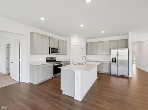 Photo of 914 Angilee Way, Lebanon, IN