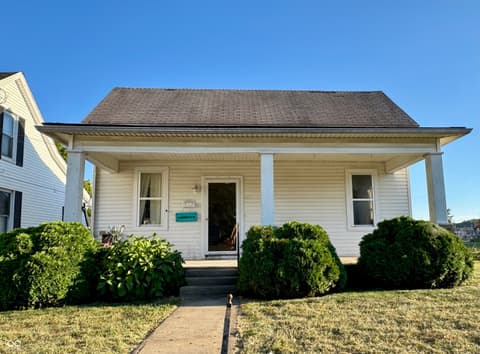 417 W 15th Street