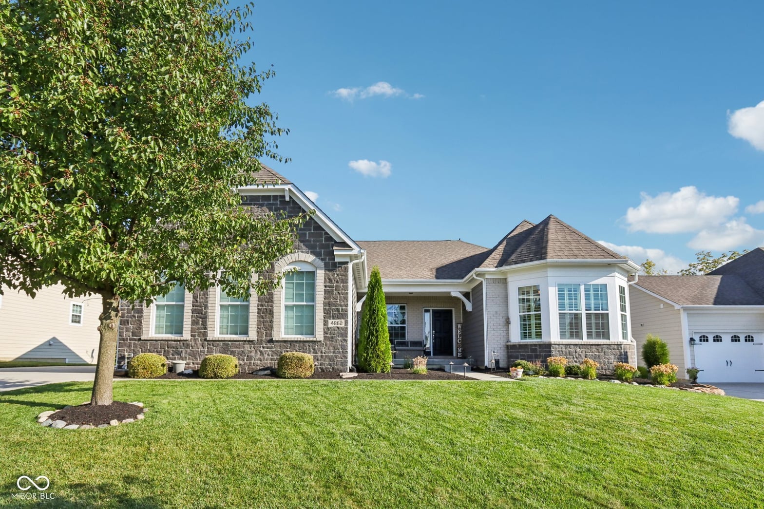 Front exterior at 4862 Waterhaven Drive, Noblesville, IN