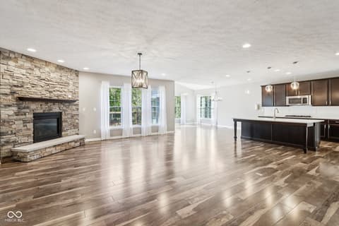 Living room at 4862 Waterhaven Drive, Noblesville, IN