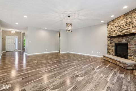 Living room at 4862 Waterhaven Drive, Noblesville, IN