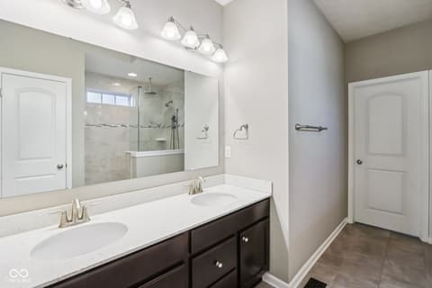 Primary bathroom at 4862 Waterhaven Drive, Noblesville, IN