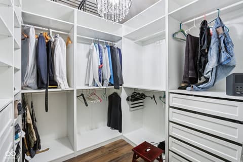 Walk In Closets — 4862 Waterhaven Drive, Noblesville, IN