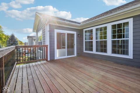 Outdoor living area at 4862 Waterhaven Drive, Noblesville, IN