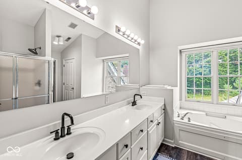 Photo of 10928 Valley Forge Circle, Carmel, IN