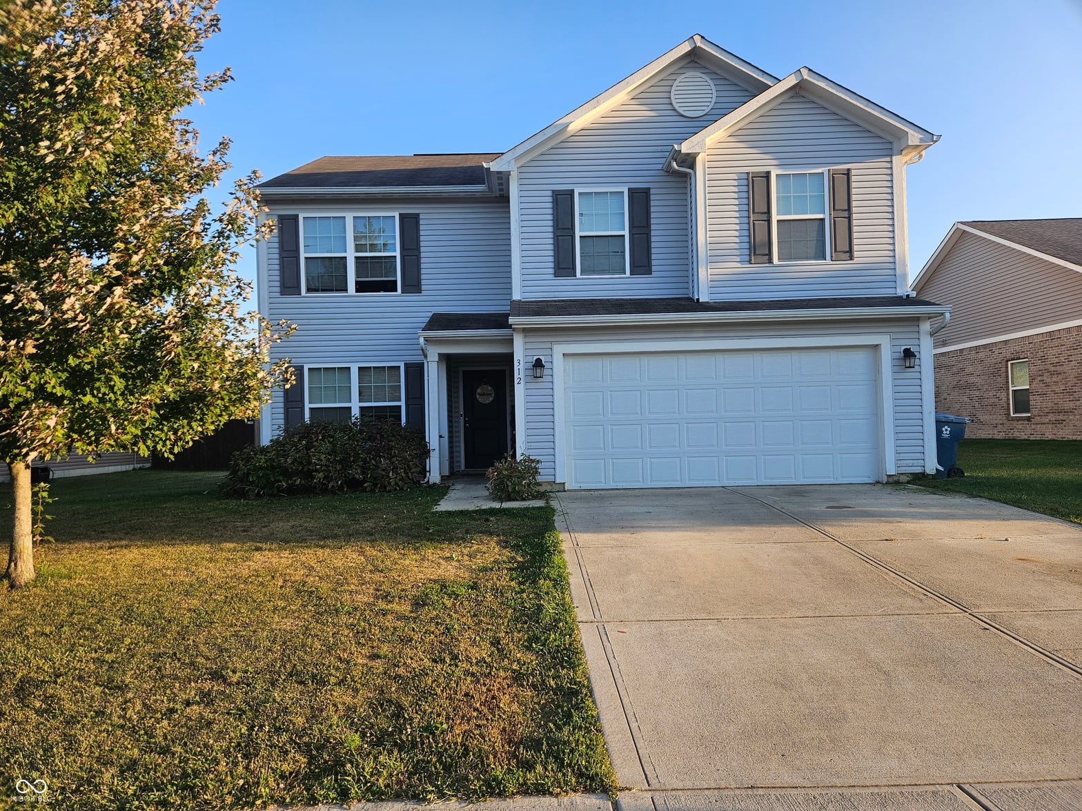 Front exterior at 312 Shadetree Lane, Sheridan, IN