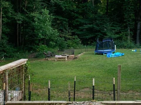 Yard at 756 Tudor Place, North Vernon, IN