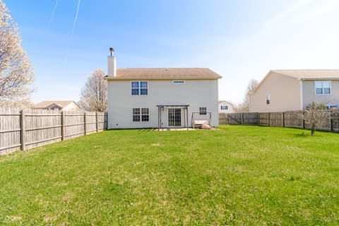 Fence — 2556 Liatris Drive, Plainfield, IN