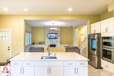 Photo of 372 Foxboro Drive, Avon, IN