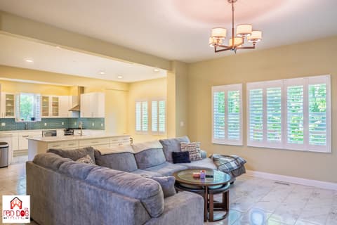 Photo of 372 Foxboro Drive, Avon, IN