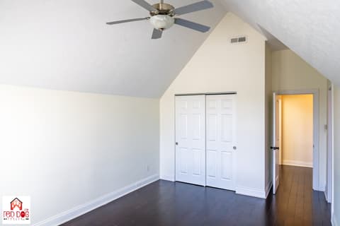 Photo of 372 Foxboro Drive, Avon, IN