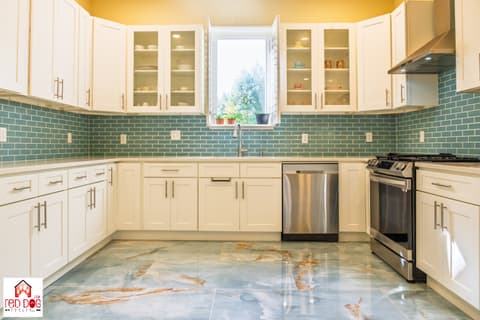 Photo of 372 Foxboro Drive, Avon, IN