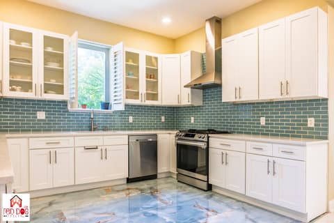 Photo of 372 Foxboro Drive, Avon, IN
