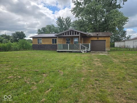 1125 W Lake Hideaway Road