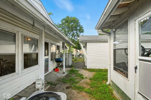 Yard at 1105 Worcester Avenue, Indianapolis, IN