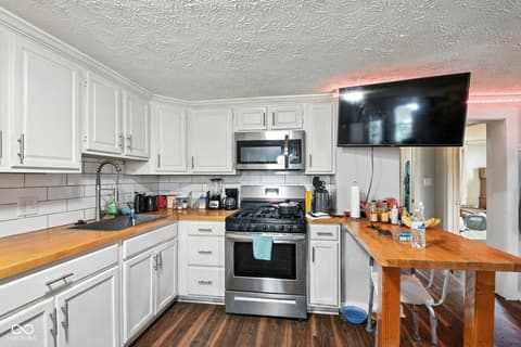 Kitchen at 1105 Worcester Avenue, Indianapolis, IN