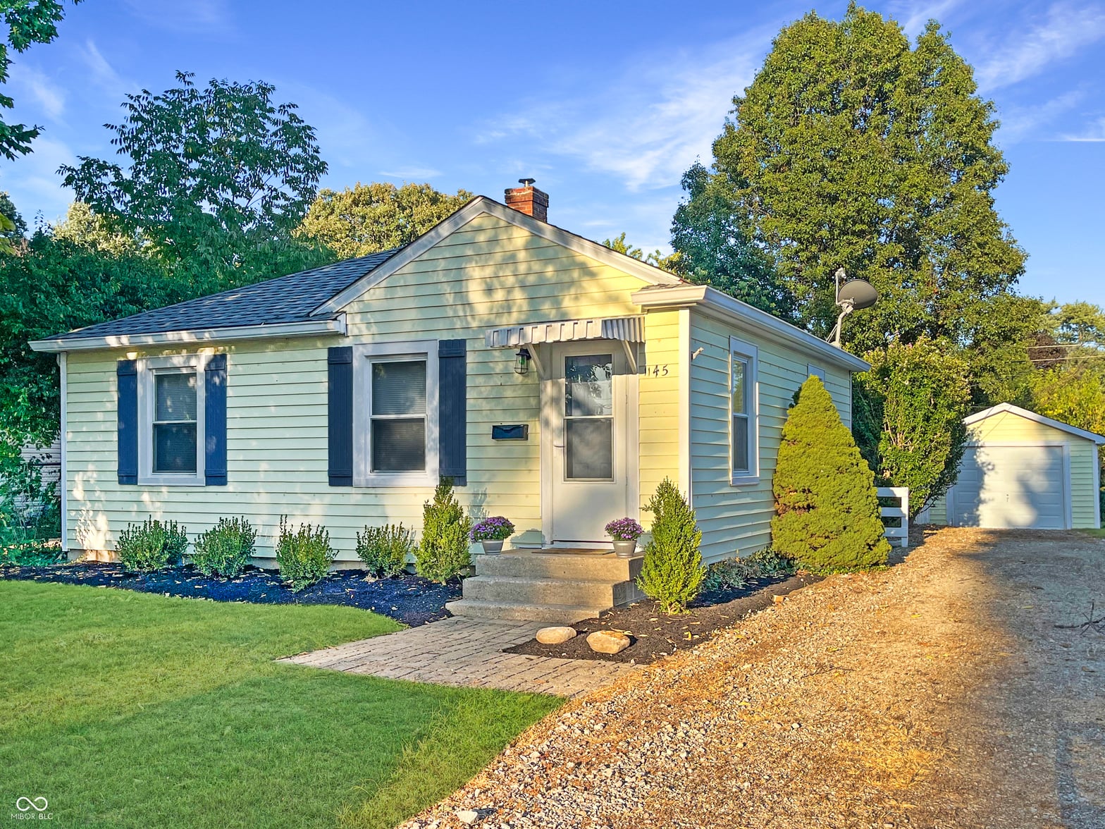 Photo of 1145 Rosner Drive, Speedway, IN