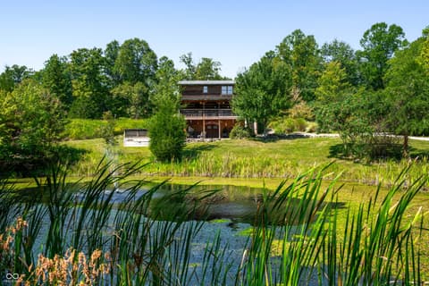 Community — 9601 Buffalo Pike, Freetown, IN
