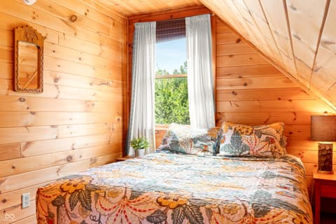 Bedroom at 9601 Buffalo Pike, Freetown, IN