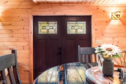 Foyer at 9601 Buffalo Pike, Freetown, IN