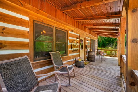 Outdoor living area at 9601 Buffalo Pike, Freetown, IN