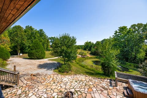 Outdoor living area at 9601 Buffalo Pike, Freetown, IN
