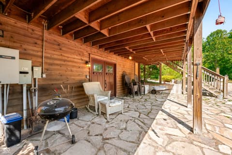 Outdoor living area at 9601 Buffalo Pike, Freetown, IN