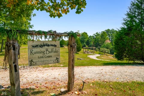 Community — 9601 Buffalo Pike, Freetown, IN
