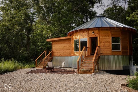 Front exterior at 2710 E State Road 32, Crawfordsville, IN