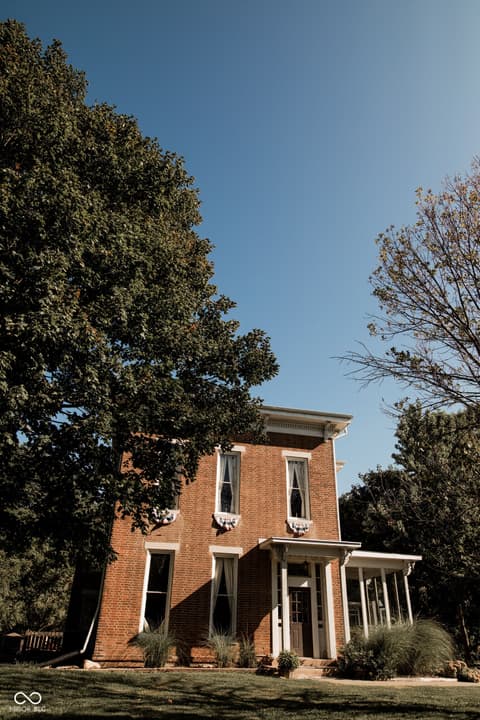 Front exterior at 2710 E State Road 32, Crawfordsville, IN