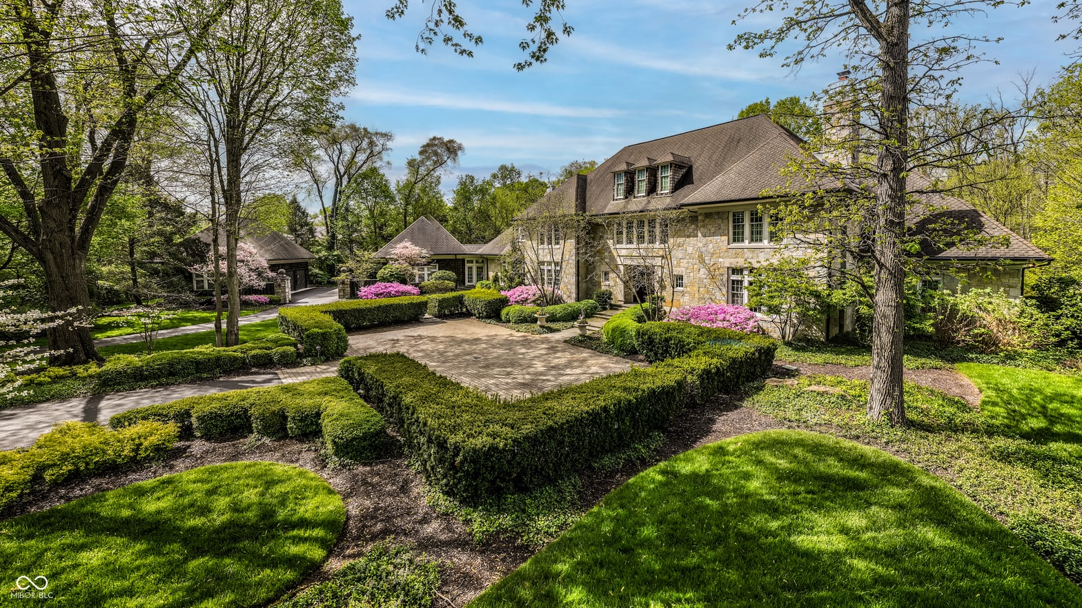 Photo of 421 Springwood Drive, Carmel, IN