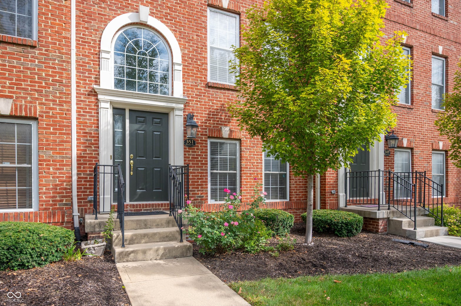 Photo of 351 Autumn Drive, Carmel, IN