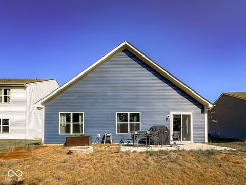 Photo of 2127 Abbey Lane, Columbus, IN