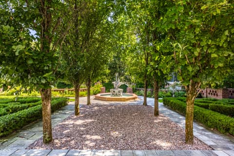 Photo of 5715 Sunset Lane, Indianapolis, IN