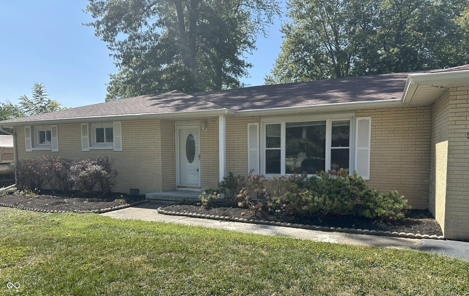 Front exterior at 5105 S Breezewood Drive, Muncie, IN