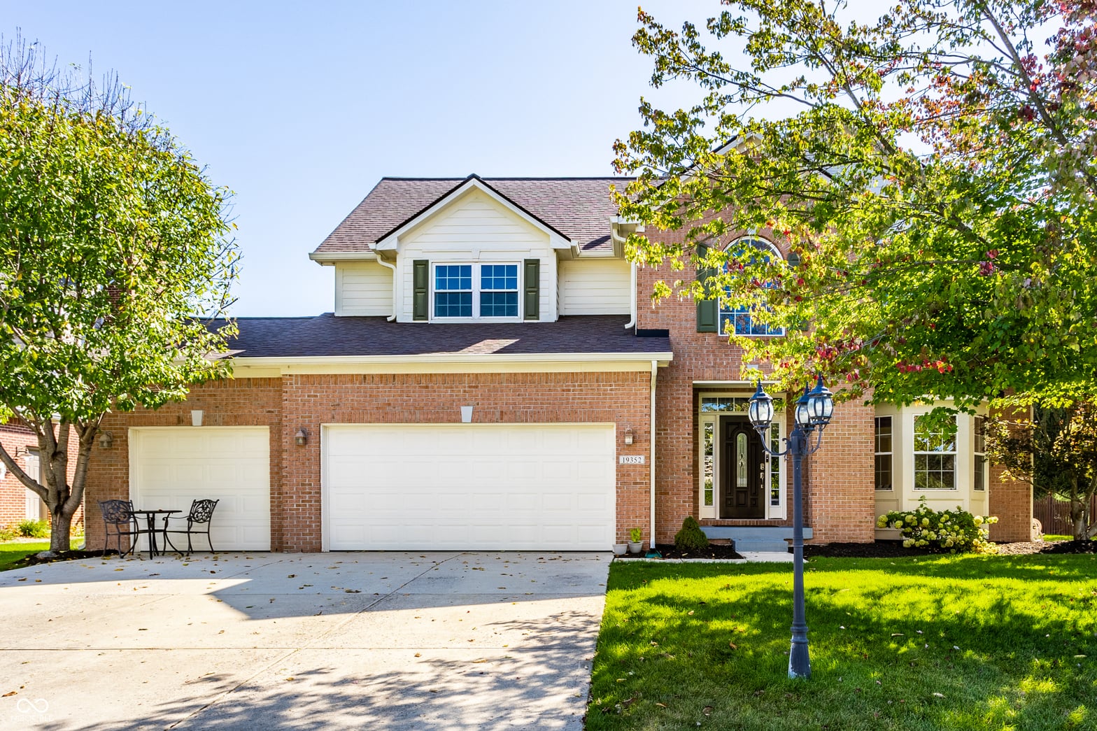 Photo of 19352 Potters Bridge Road, Noblesville, IN