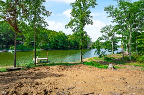 Photo of 1318 Forest Grove Lane, North Vernon, IN