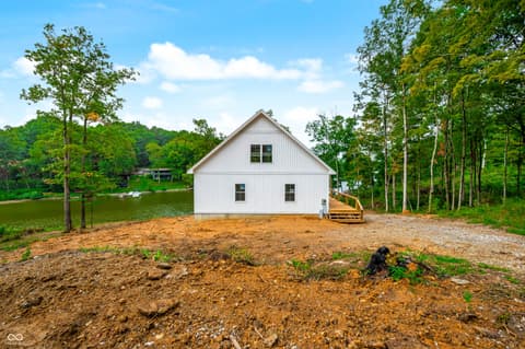 Photo of 1318 Forest Grove Lane, North Vernon, IN