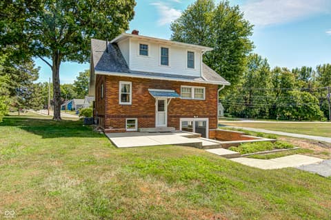Front exterior at 1000 S Jackson Street, Greencastle, IN