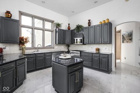 Photo of 8816 Waterside Drive, Indianapolis, IN