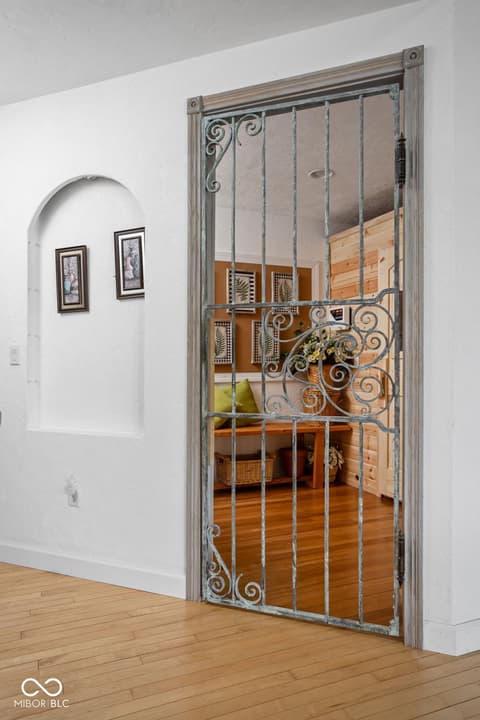 Photo of 8816 Waterside Drive, Indianapolis, IN