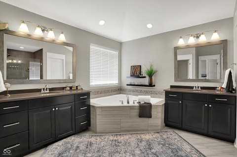 Primary bathroom at 1033 Windsor Estates Court, Westfield, IN
