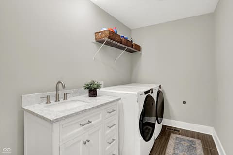 Laundry room at 1033 Windsor Estates Court, Westfield, IN