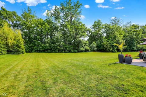 Yard at 1033 Windsor Estates Court, Westfield, IN